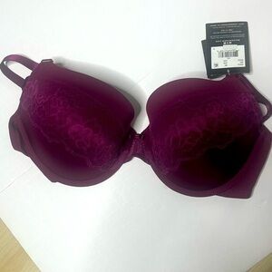 NWT Maidenform Red Push up Bra size 40C